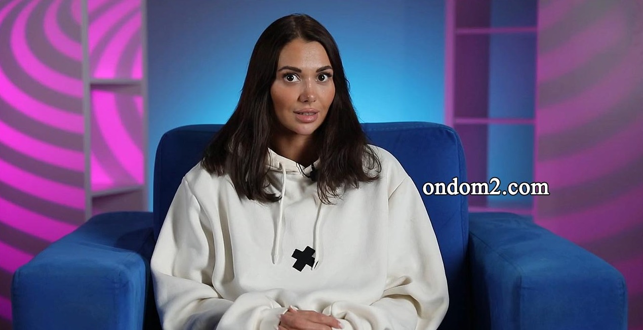 Сбежавшая из Таиланда Елена Тепловодская покрасилась в роскошный блонд. Ей очень идёт  фото