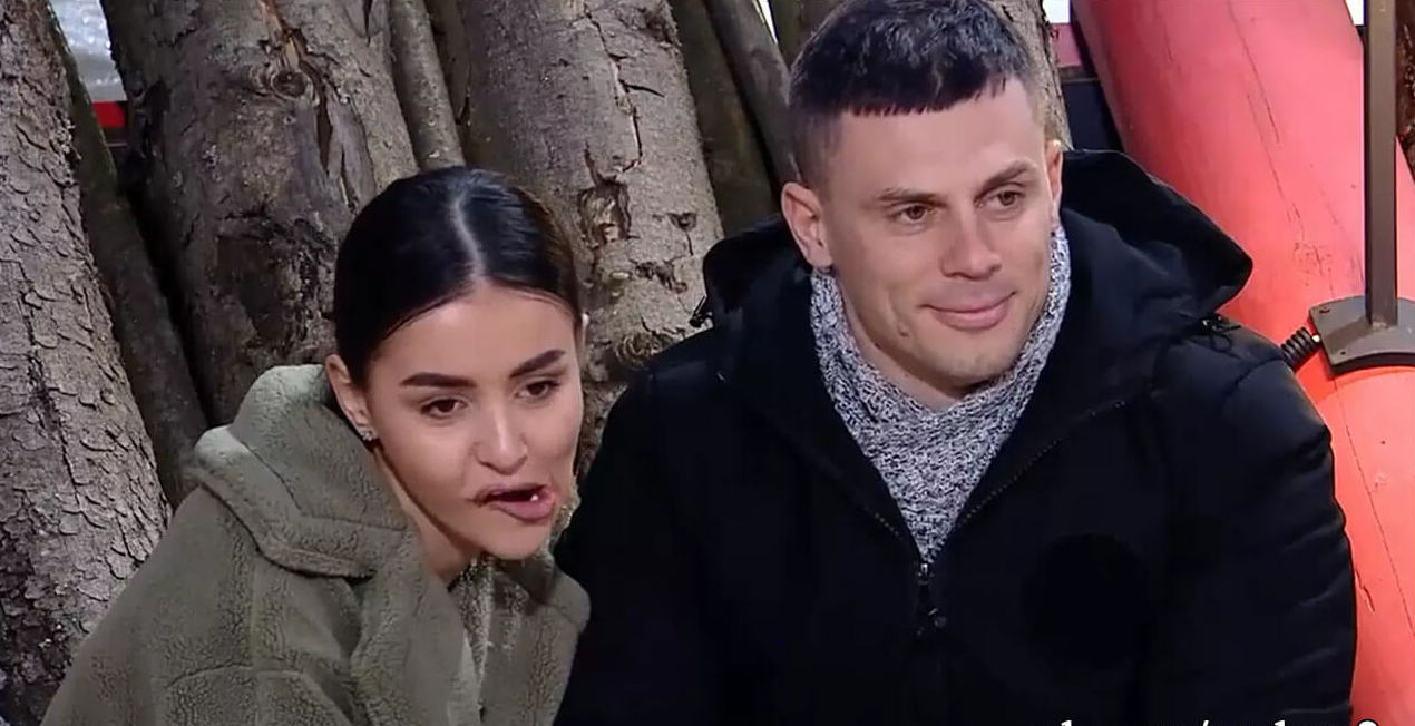 Фанаты Кристины Бухынбалте напали на законную супругу Ивана Барзикова.