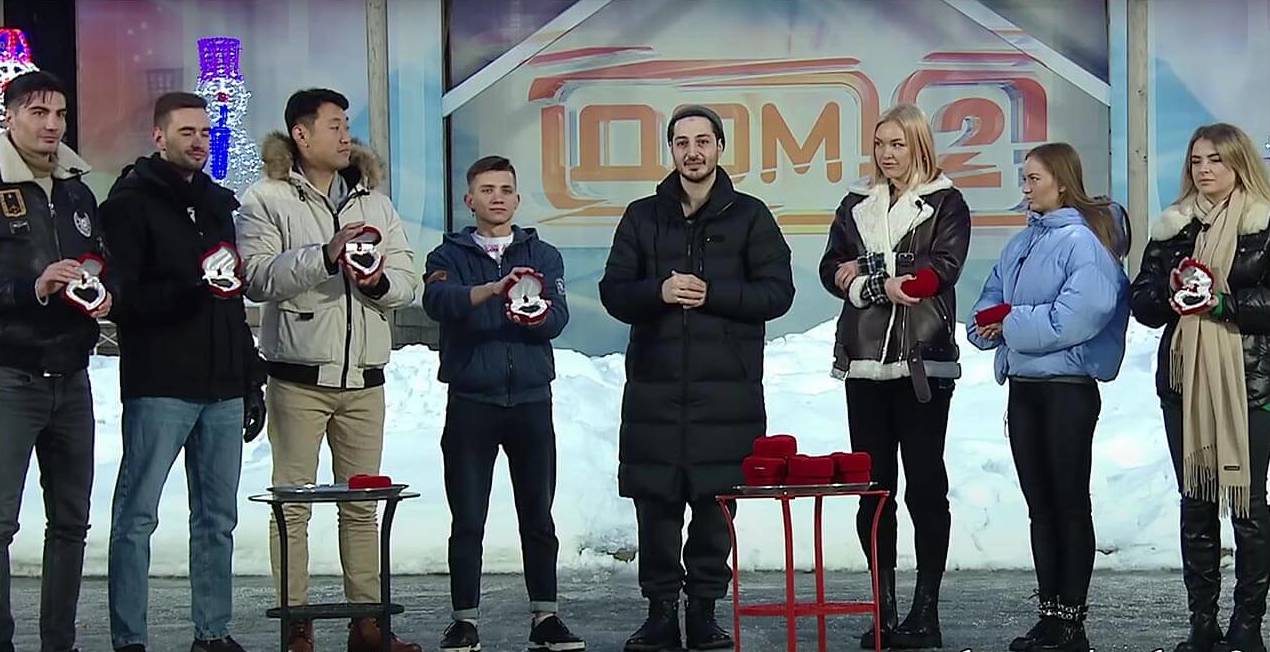 Хватит издеваться! Зрители недовольны новой ведущей дома 2.