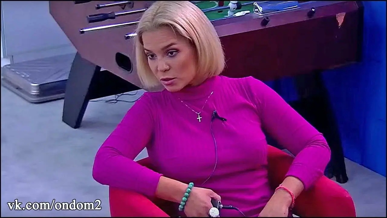 Волосы дыбом, как воспитывает троих детей Юлия Салибекова. Соседи всё рассказали.