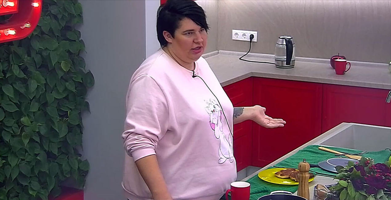 Новое видео Александры Черно отправят сразу в полицию.