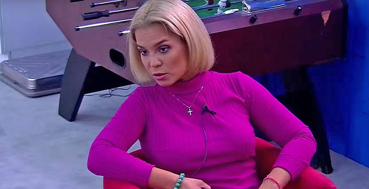 Юлия Салибекова сделала последнее предупреждение.