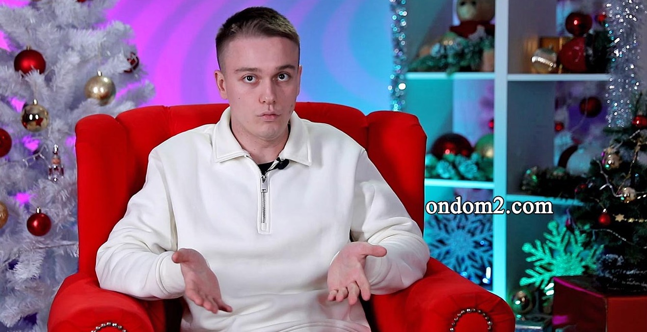 Артём Гавришов замечен в Краснодаре с другой  фото