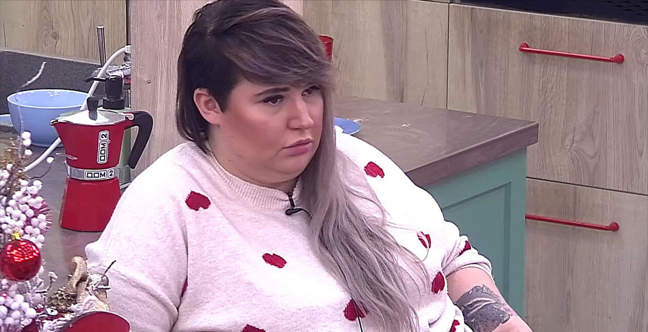 Сына Александры Черно втянули в треш-стрим.