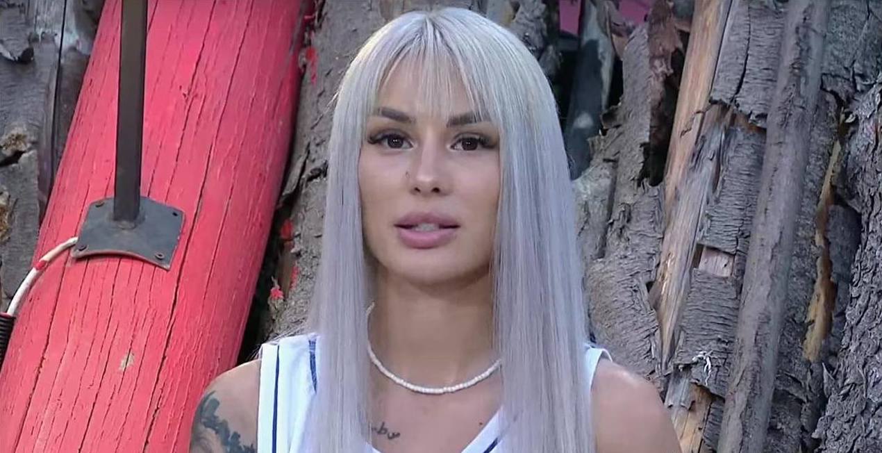 Хоть на бабу похожа! Беременность сильно изменила внешность Алины Иордан.