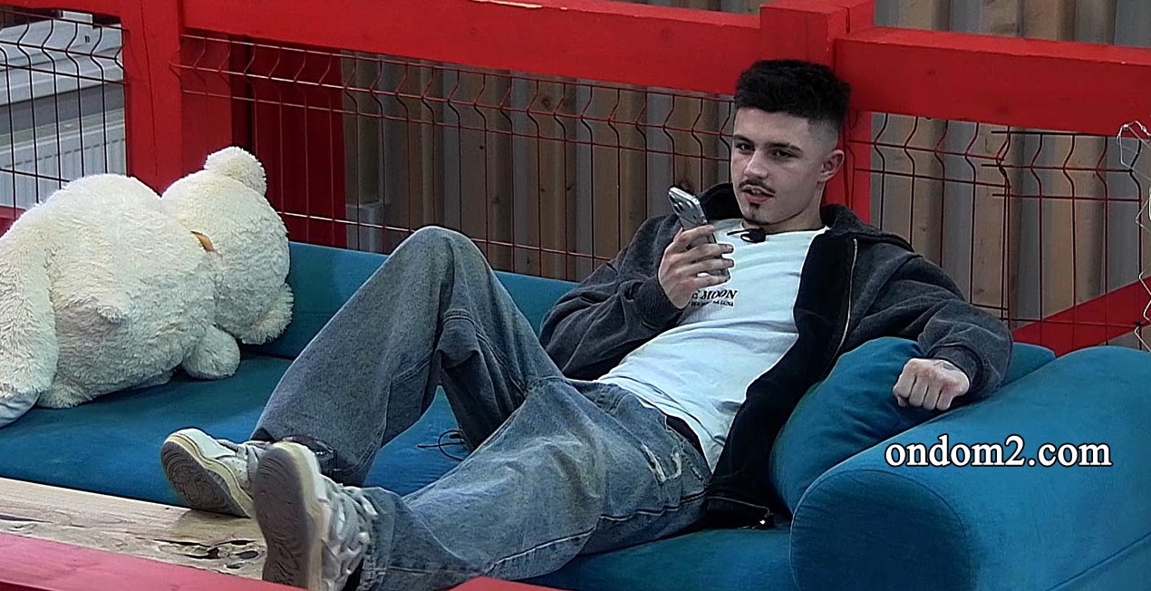 Никита Гуранда огорошен, что Лиза пришла на проект. Эфир через неделю  её фото