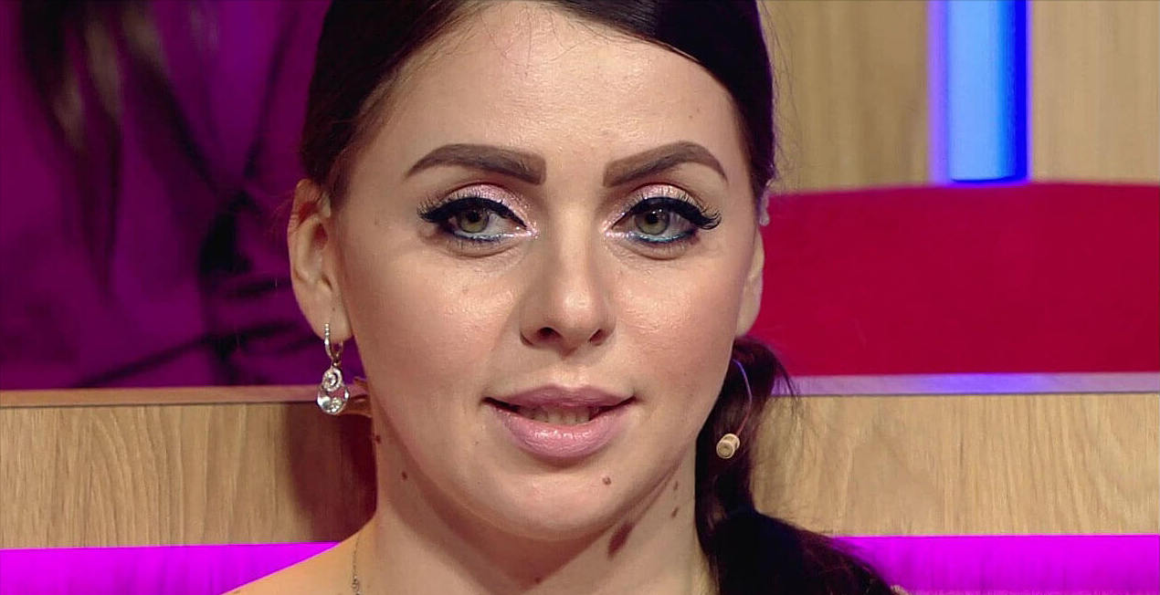 Ольга Рапунцель встретила новый год в платье со времен работы онлайн моделью  фото