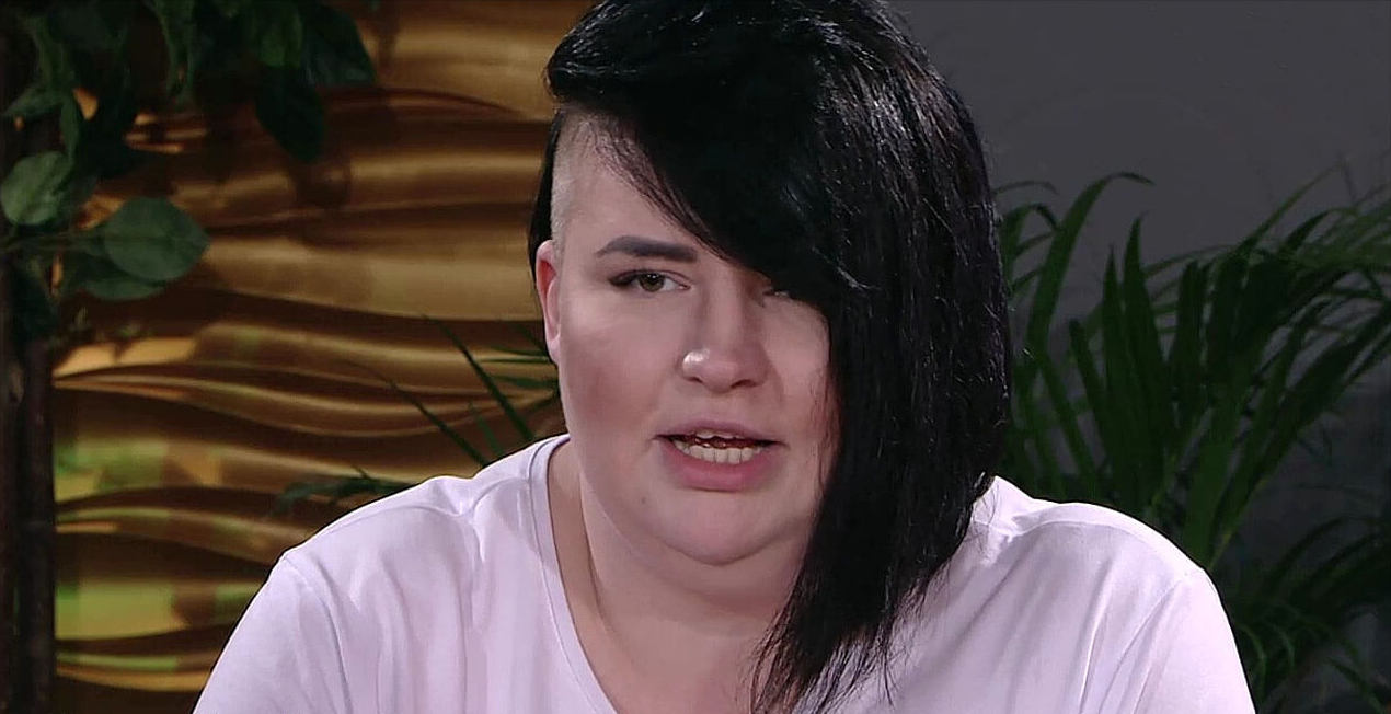 Это издевательство, какие джинсы Александра Черно надела на сына.