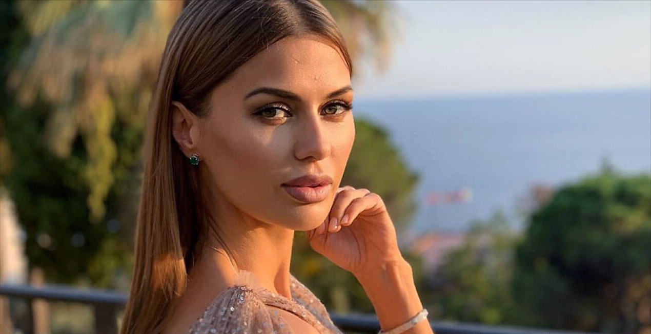 Вот почему у Виктории Боня всё время грязные волосы.