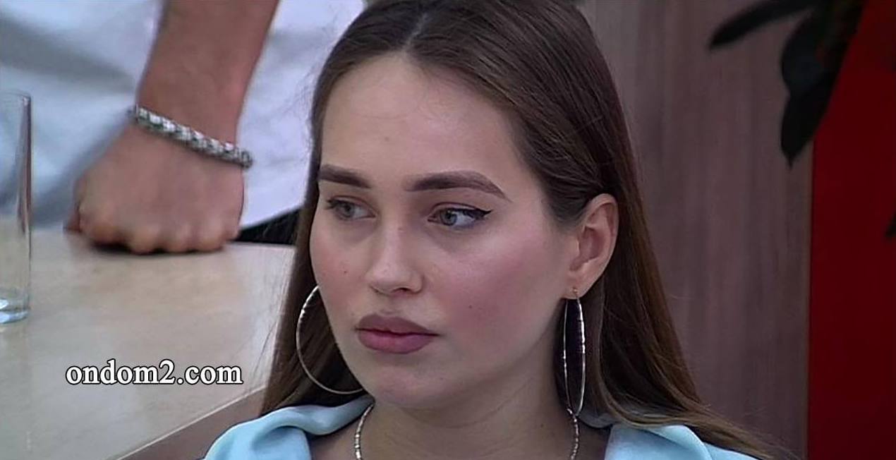 Социальные сети взорвались, ведь ребёнок Виктории Салибековой ходит в обносках.