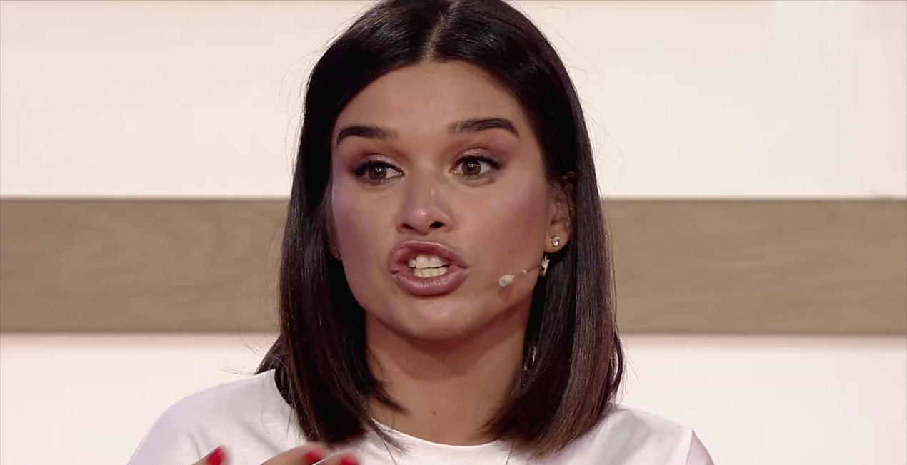 Как Ксения Бородина переживает травлю дочери в интернете.