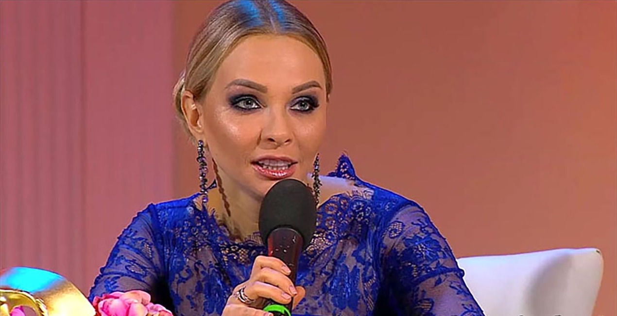 Наталья Варвина сообщила о смерти.