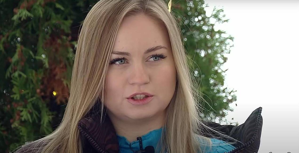 Скоро в выпусках. Похабная Элина Рахимова пожирает глазами новенького Илью.