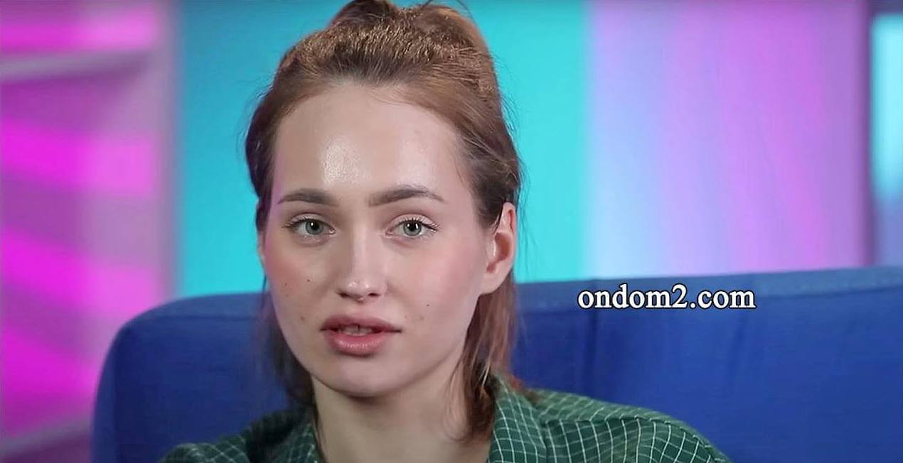 Беременная Виктория Лысковец впервые показала свой живот.
