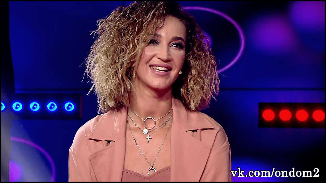 Бузова объяснила скандал с бровями