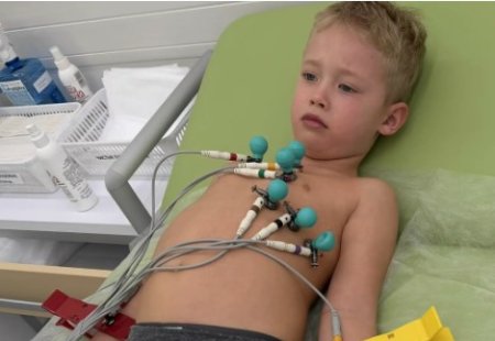 26 марта 2026 года в семье бывших участников телепроекта «Дом-2», Андрея Черкасова и Кристины Ослиной, произошло тревожное событие: их старшему сыну был поставлен серьезный медицинский вердикт.