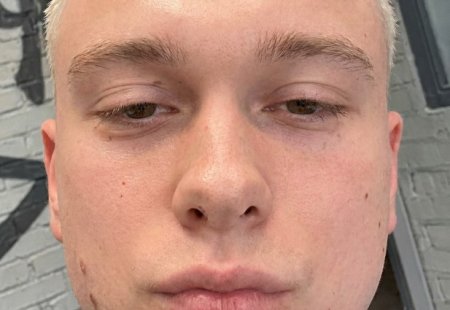 23 февраля 2026 года бывший возлюбленный Вероники Лысковец, кардинально изменивший свой облик, был ошибочно принят за знаменитого певца.