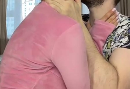 Двенадцатого апреля 2026 года Александра Черно испытала сильнейшее потрясение, выяснив, с кем теперь делит кров Иосиф Оганесян.