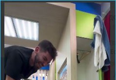 Участница «Дома-2» Клавдия Безверхова вновь продемонстрировала в своих социальных сетях, что даже в праздничный день проводит время у плиты.