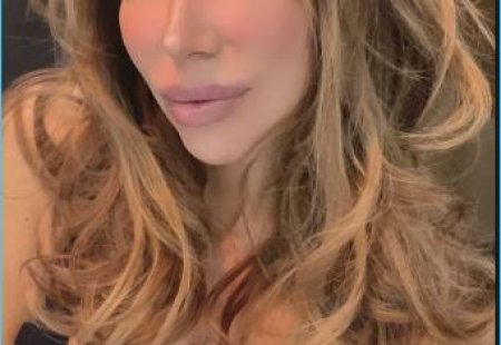 Надежда Ермакова всегда выделялась своей сообразительностью среди участниц телепроекта «Дом-2» и продолжает успешно развивать свою карьеру в блогосфере.