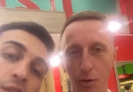 Несмотря на недавний конфликт с Артёмом Гавришовым и его угрозы появиться на проекте ради Вероники, Альберт Гракович принял решение остаться. Известно, что он активно ищет новую спутницу жизни на телестройке и заручился поддержкой своих товарищей в этом начинании.