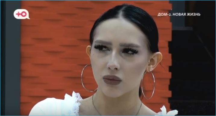 Нечаева дистанцируется от Карпова после разрыва