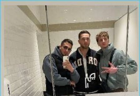 Стало абсолютно ясно, что так называемая «революция», призванная обновить атмосферу и формат реалити-шоу «Дом-2», потерпела сокрушительное поражение. Об этом свидетельствует полная смена состава в мужской спальне, что отметил даже Степан Карпов.