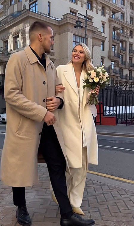 Анита Кобелева и Федор Стрелков поженились