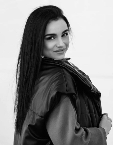 Проект покинула Яна Оскирко