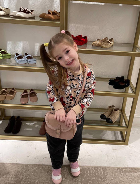 Ольга Рапунцель готовится к дню рождения дочери