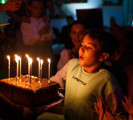 Сыну Риты Агибаловой и Евгения Кузина исполнилось 12 лет