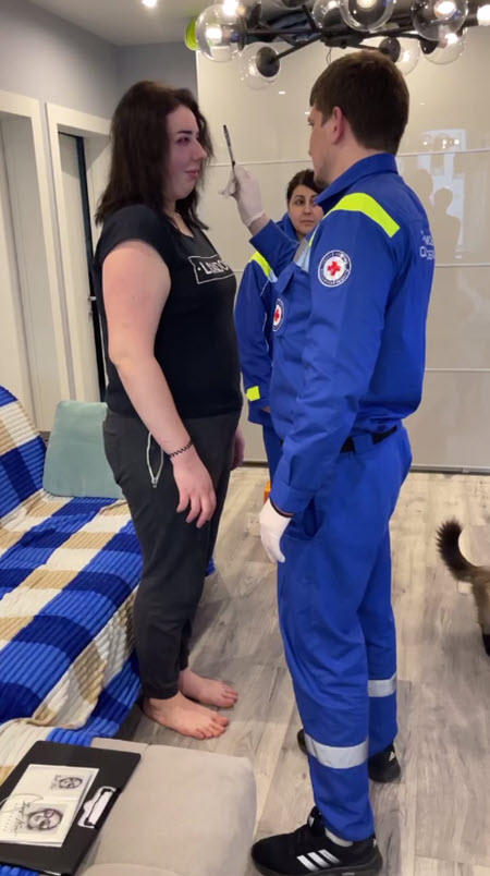 Сестру Саши Чepнo Татьяну избили в ночном клубе