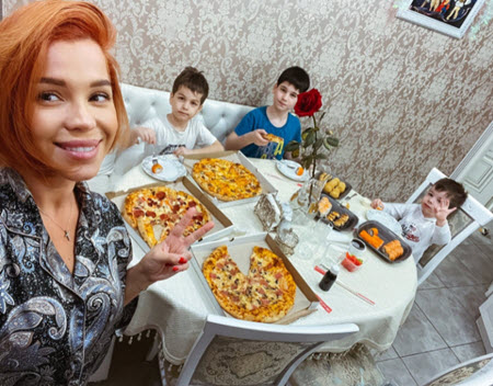 Юля Салибекова открыто призналась в ненависти к родителям Тиграна