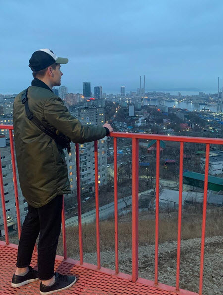 Дима Дмитренко навестил своих родственников во Владивостоке