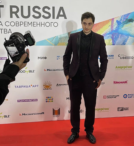 Свежие фото бывших участников проекта 