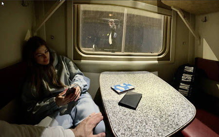 Евгений Ромашов и Настя Бигрина отправились в отпуск