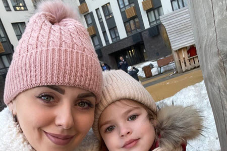 Ольга Дмитренко готовится к дню рождения старшей дочери