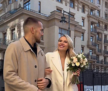 Анита Кобелева и Федор Стрелков поженились