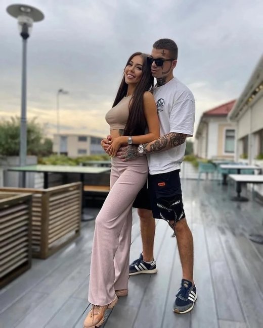Алена Савкина показала, чем измеряется романтика на Доме 2 с Ильей Сёминым Алена Савкина показала, чем измеряется романтика на Доме 2 с Ильей Сёминым