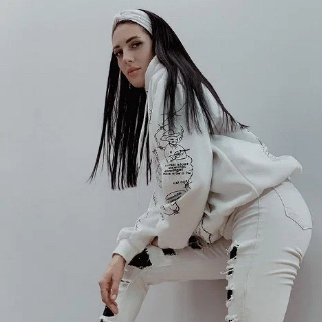 На качели расставаний и примирений пересели Берекчиев и Фомская