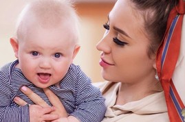 Алена Савкина не умеет обращаться с собственным ребенком