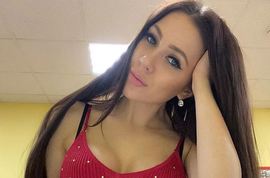 Алена Савкина рассказала, почему сбежали ее кавалеры
