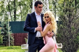 Андрей Шабарин назвал дату свадьбу с Розалией Райсон