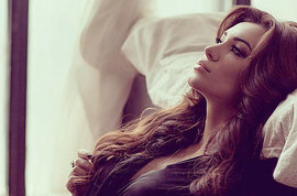 Анна Якунина изуродовала себя косметическими уколами