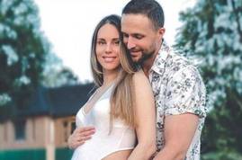 Антонина и Василий Тодерика стали родителями 
