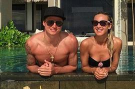 Дмитрий Тарасов и Анастасия Костенко отправились на Мальдивы