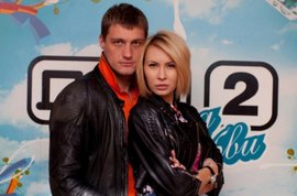 Элина Камирен решила посадить Александра Задойнова за огромный долг