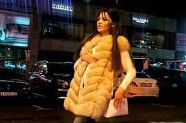 Камила Коробейникова ночью ломилась в квартиру Евгения Руднева