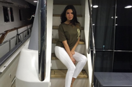 Катя Жужа отдыхает на знаменитом престижном курорт Сен-Тропе