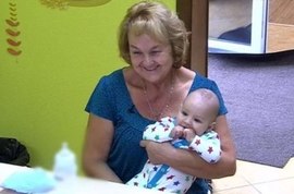Ныне бесполезная бабушка Ольга Васильевна всеми способами цепляется за проект